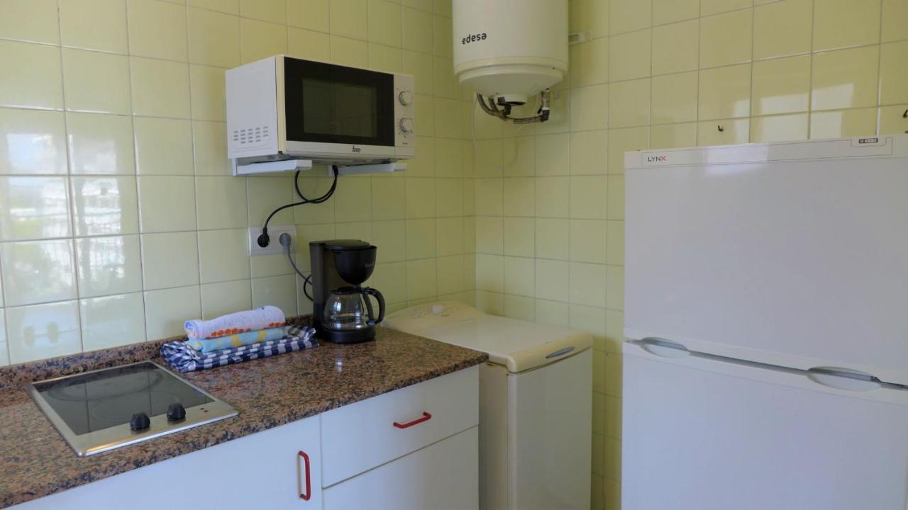 Apartamentos Flandria Салоу Екстер'єр фото