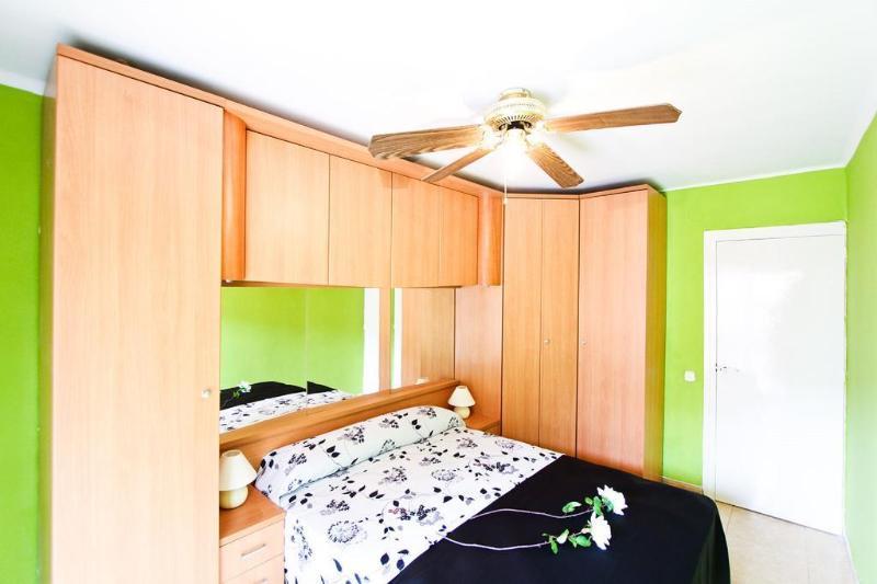 Apartamentos Flandria Салоу Екстер'єр фото