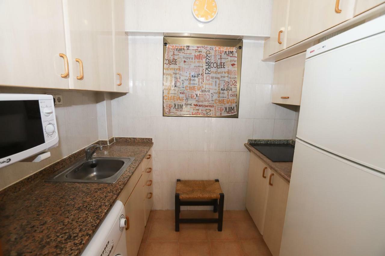 Apartamentos Flandria Салоу Екстер'єр фото